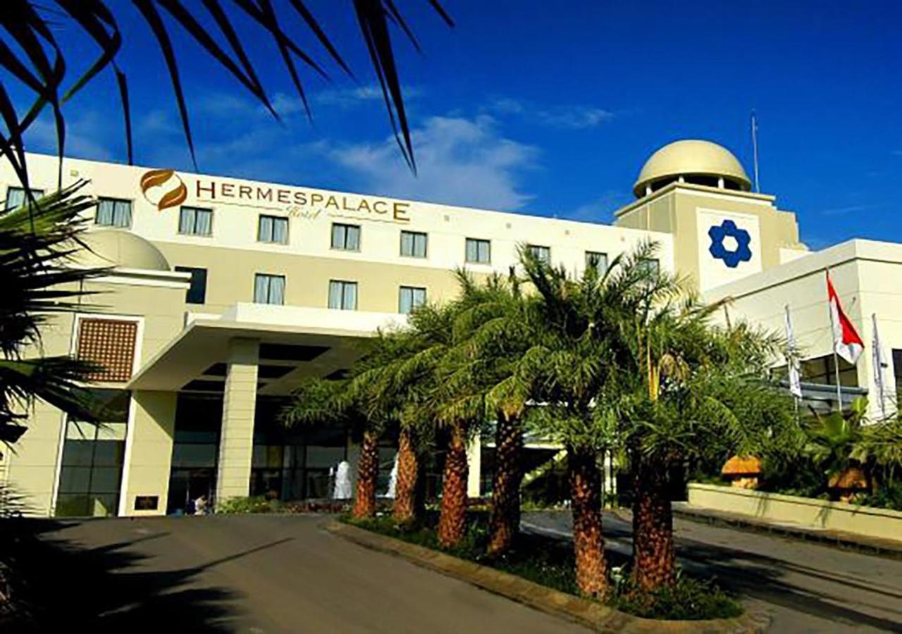 Hermes Palace Hotel Banda Aceh Esterno foto